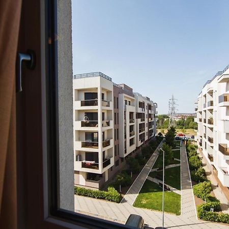 Romantic Getaway At West Residence 오라데아 외부 사진